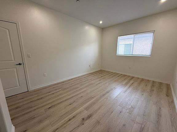 3rd image of 7327 Milwood Ave #104
