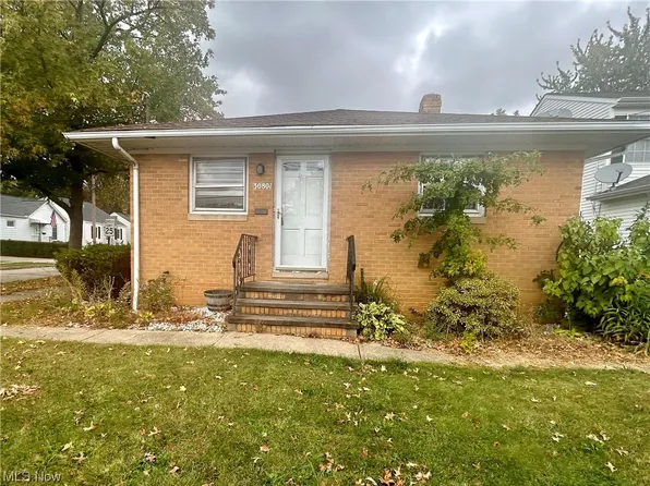 30801 Grant St, Wickliffe, OH 44092