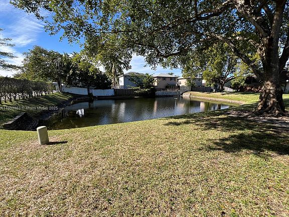 5th image of 5825 Swordfish Ct APT D