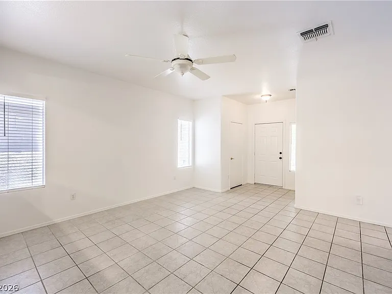 2010 Joy View Ln — Photo 4