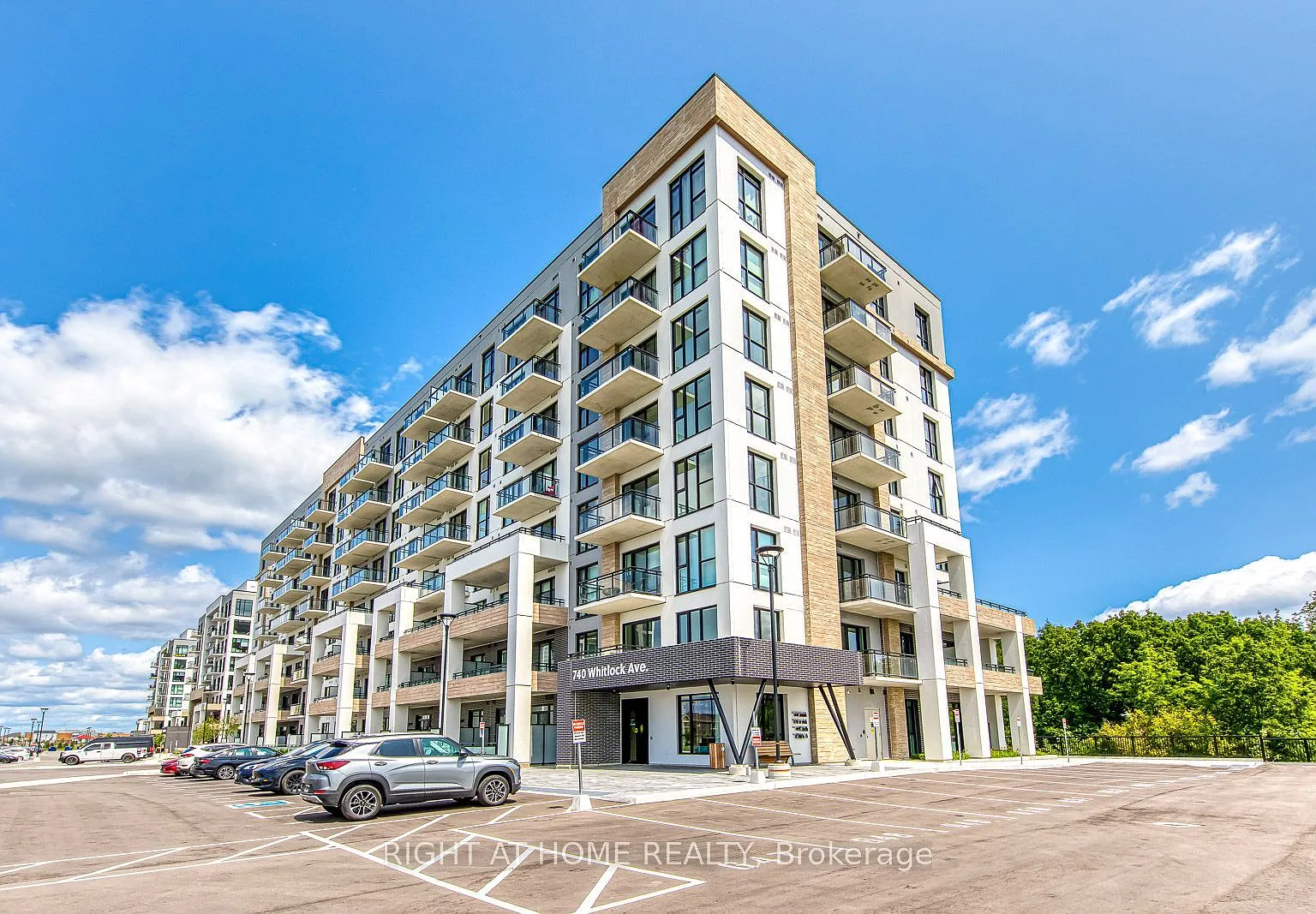 2 bed, $2,200 — Photo 1