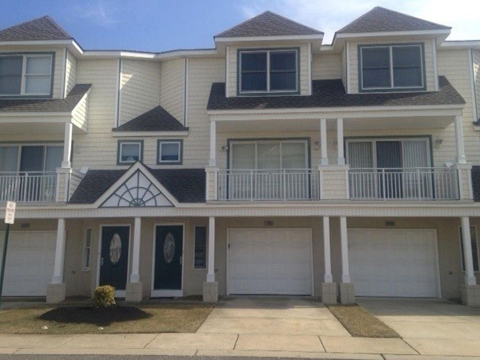 1st image of 231 Diamond Sand Dr