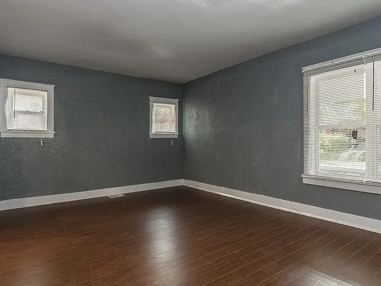 3434 Chestnut Ave — Photo 9