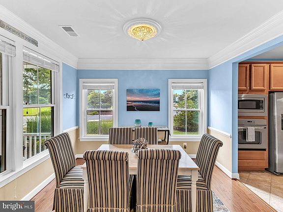 4th image of 11284 Signature Blvd
