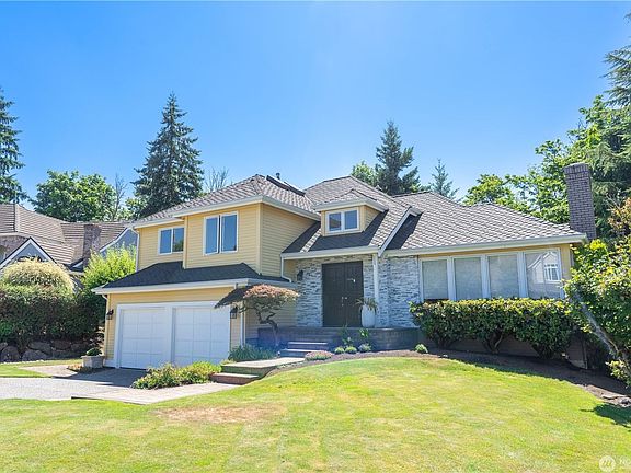 2nd image of 13810 SE 62nd St