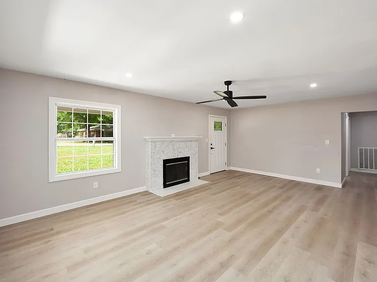 90 Shaw Ln — Photo 14