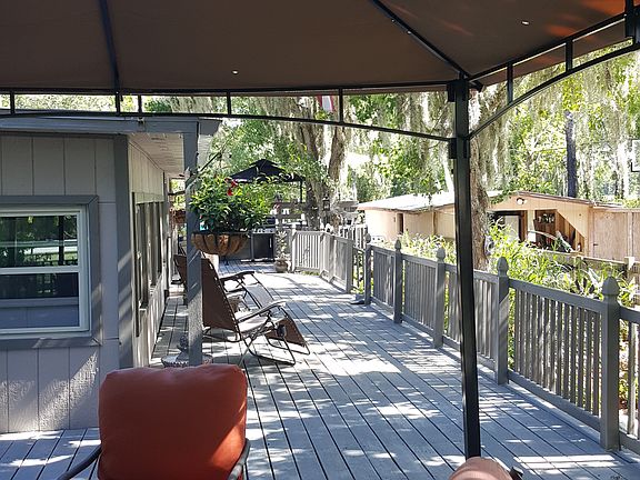 Deck view towards pool deck