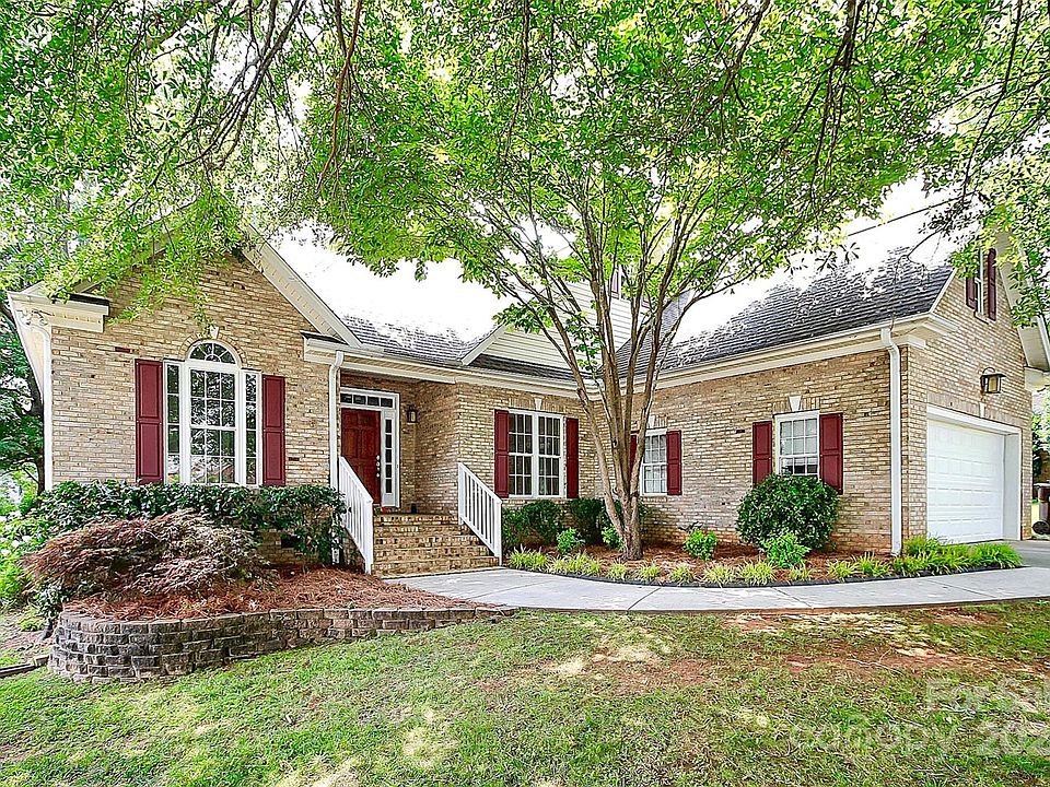 1st image of 2257 Veery Ln