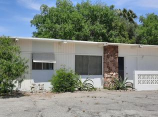 2280 E Racquet Club Rd, Palm Springs, CA 92262