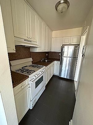 4th image of 8795 20th Ave #5