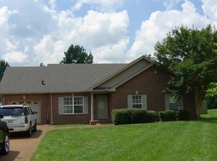 102 Gentry Dr, Portland, TN 37148
