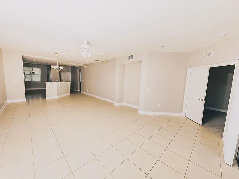 213 Cantabria Way St #113 — Photo 5