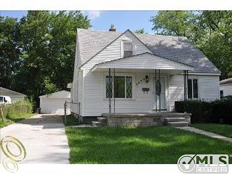 2175 Orchard St photo 1