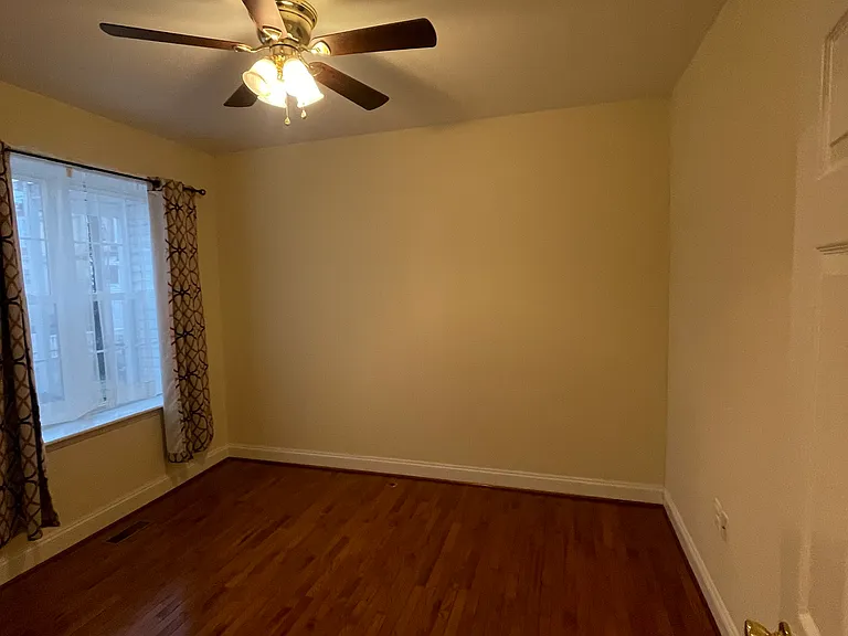 314 Lyndhurst St — Photo 8
