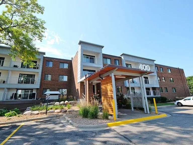 Shelard Village Apartments — Photo 26