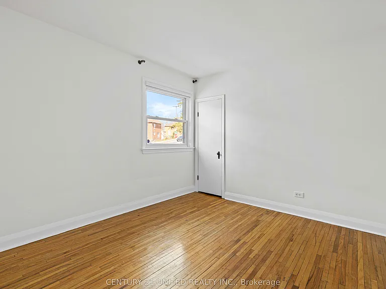 661 Rubidge St — Photo 13