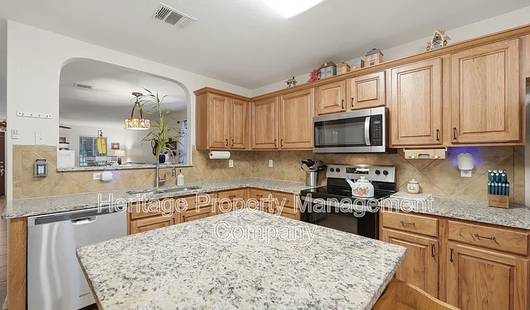 2909 Ashwood Rd — Photo 15