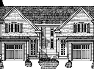 29 Lawrence Mountain Rd #R, Gloucester, MA 01930