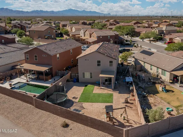 9553 S Miller Flats Dr, Tucson, AZ 85747