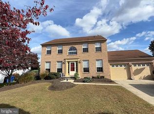 3 Teaberry Ln, Delran, NJ 08075