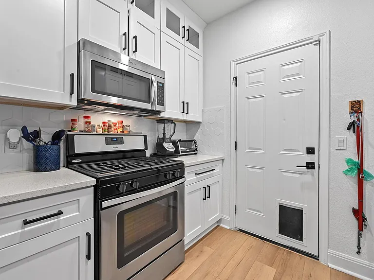 3203 Carol Ann Dr #B — Photo 11