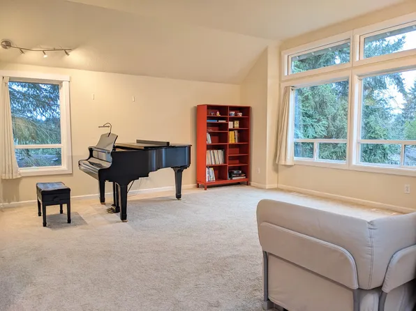 (undisclosed Address), Bellevue, WA 98006