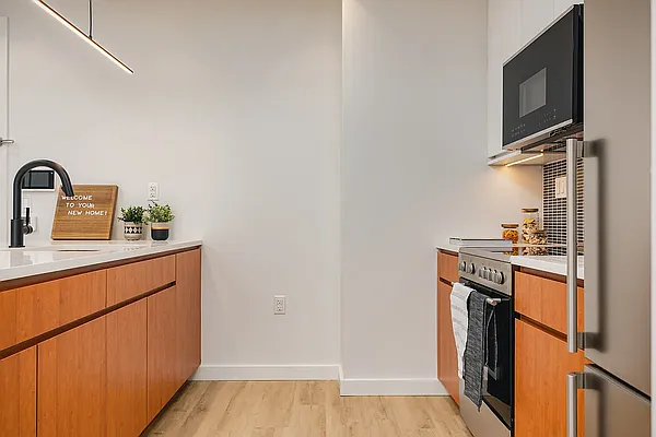 Rented by JCS Realty Group LLC | media 29