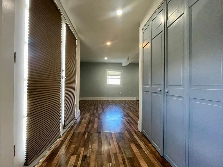 2 Chatham Dr #2 — Photo 5