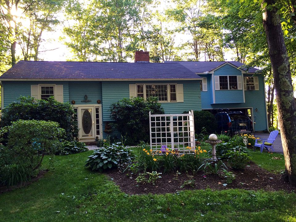 2nd image of 1 Brookside Way