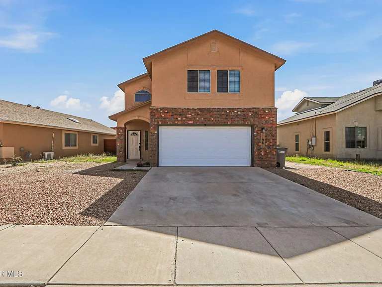11961 Mesquite Miel Dr — Photo 1