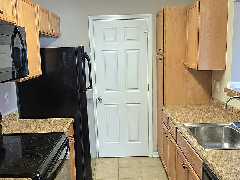 5900 Trent Walk Dr — Photo 6