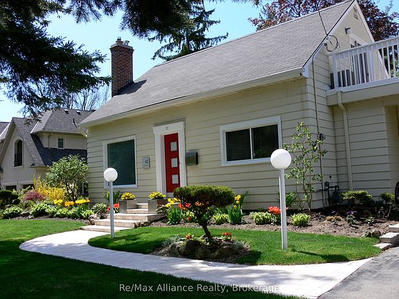 3rd image of 42 Chartwell Rd