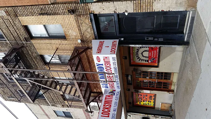 Rented by Signature Property Realty | media 22