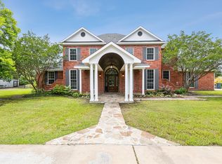 8304 Karen Ln, Terrell, TX 75160