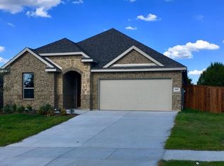 1102 Westminster Dr, Midlothian, TX 76065