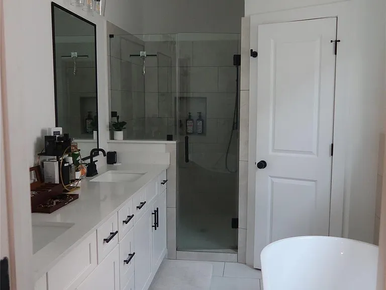 4810 Cochran St — Photo 15
