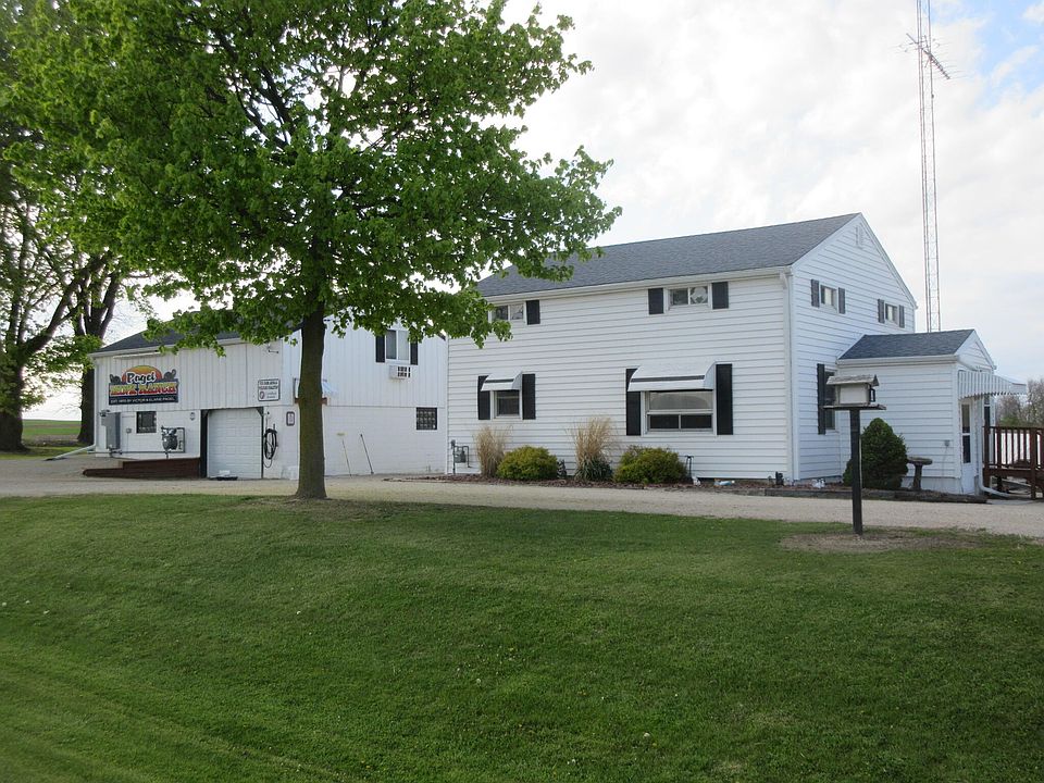 1st image of 1095 County Road B