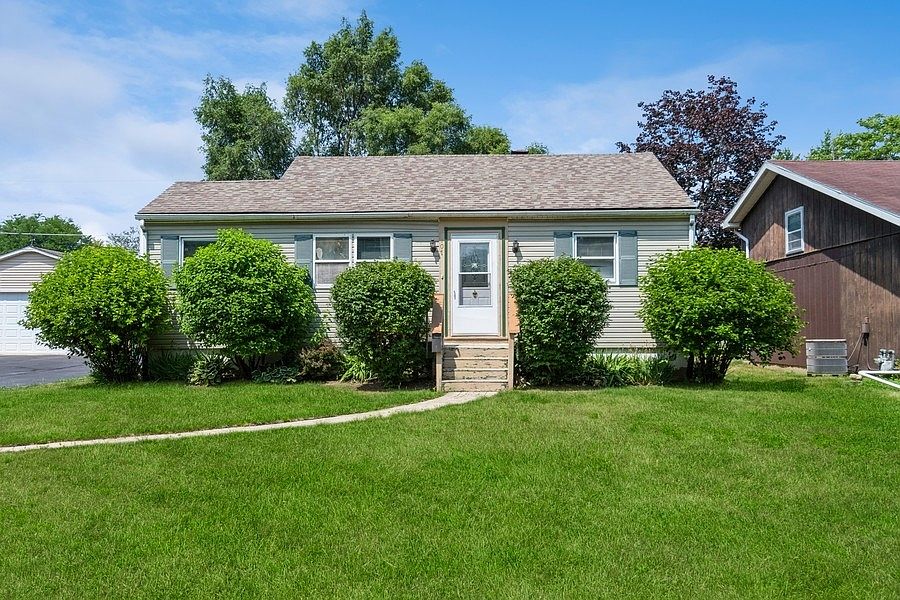 1st image of 107 Park Dr