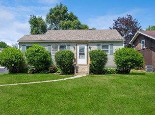 107 Park Dr, Joliet, IL