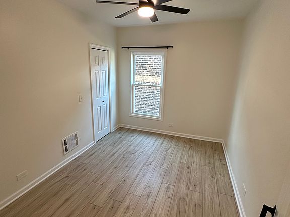 4th image of 1835 Lincoln St #1
