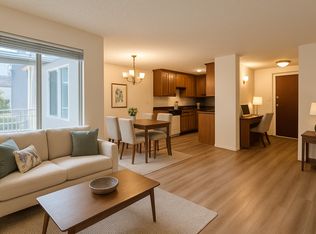 Evanston Arms Apartments, Seattle, WA 98103