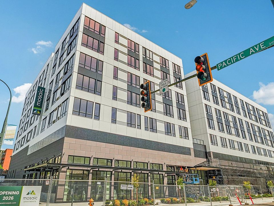 Building Photo 5