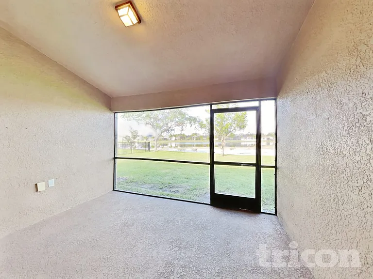 27076 Brook Forest Rd — Photo 16
