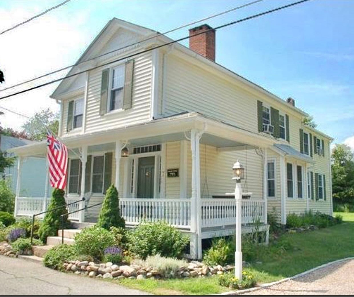7 Smith St, Stonington, CT 06378 Zillow