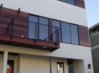 4528A 41st Ave SW, Seattle, WA 98116