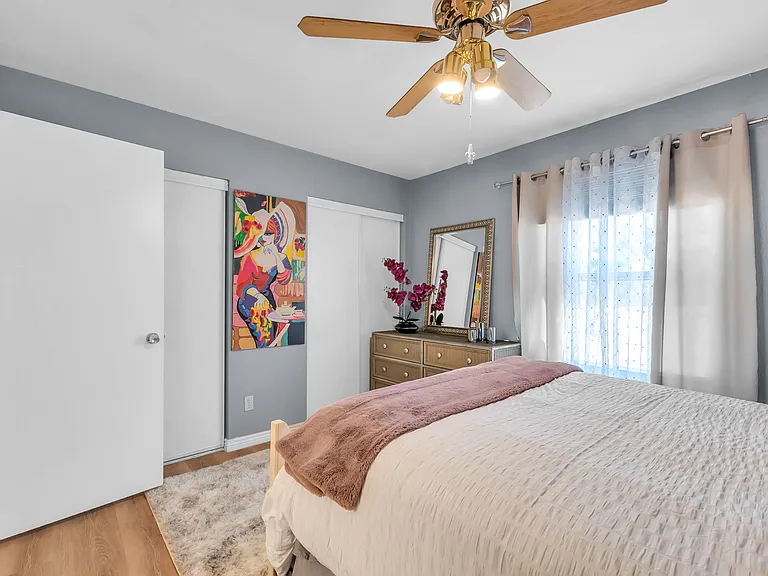 806 E Joan D Arc Ave — Photo 27