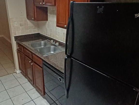 4th image of 6439 Baker Ct APT B
