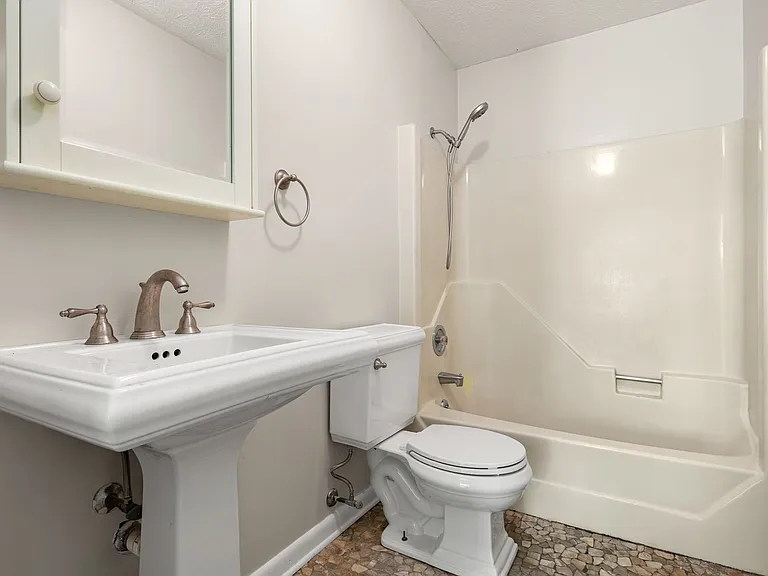 110 Sleepy Gap Rd — Photo 20