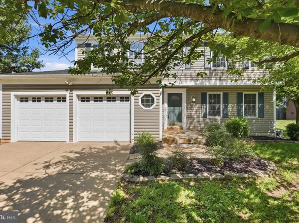 9608 Waterford Dr, Manassas, VA 20110
