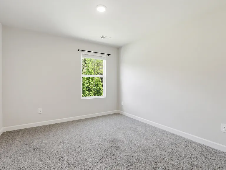 118 Martel Dr — Photo 30